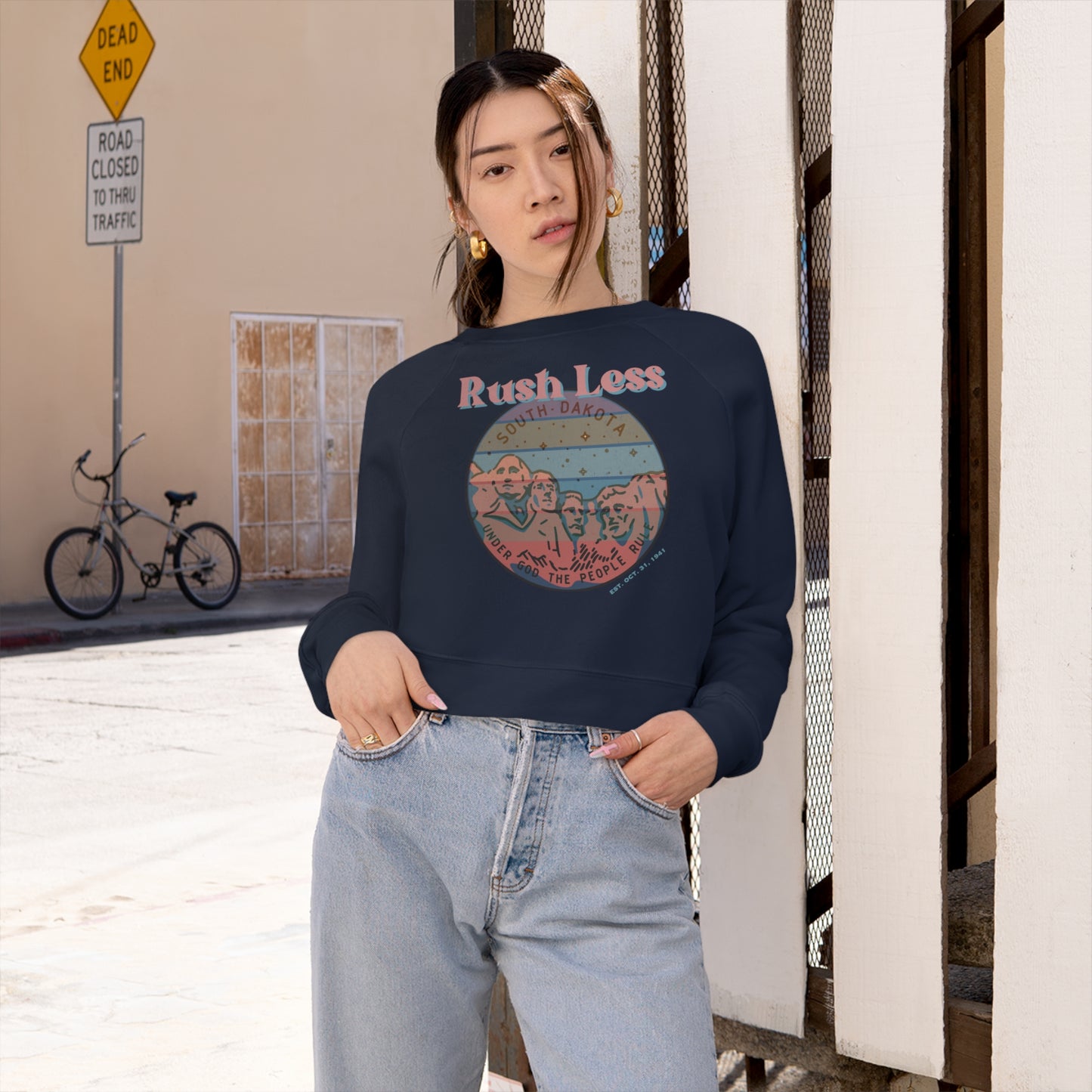 Cropped Pullover with 1980's + attitude - A laid back attitude!