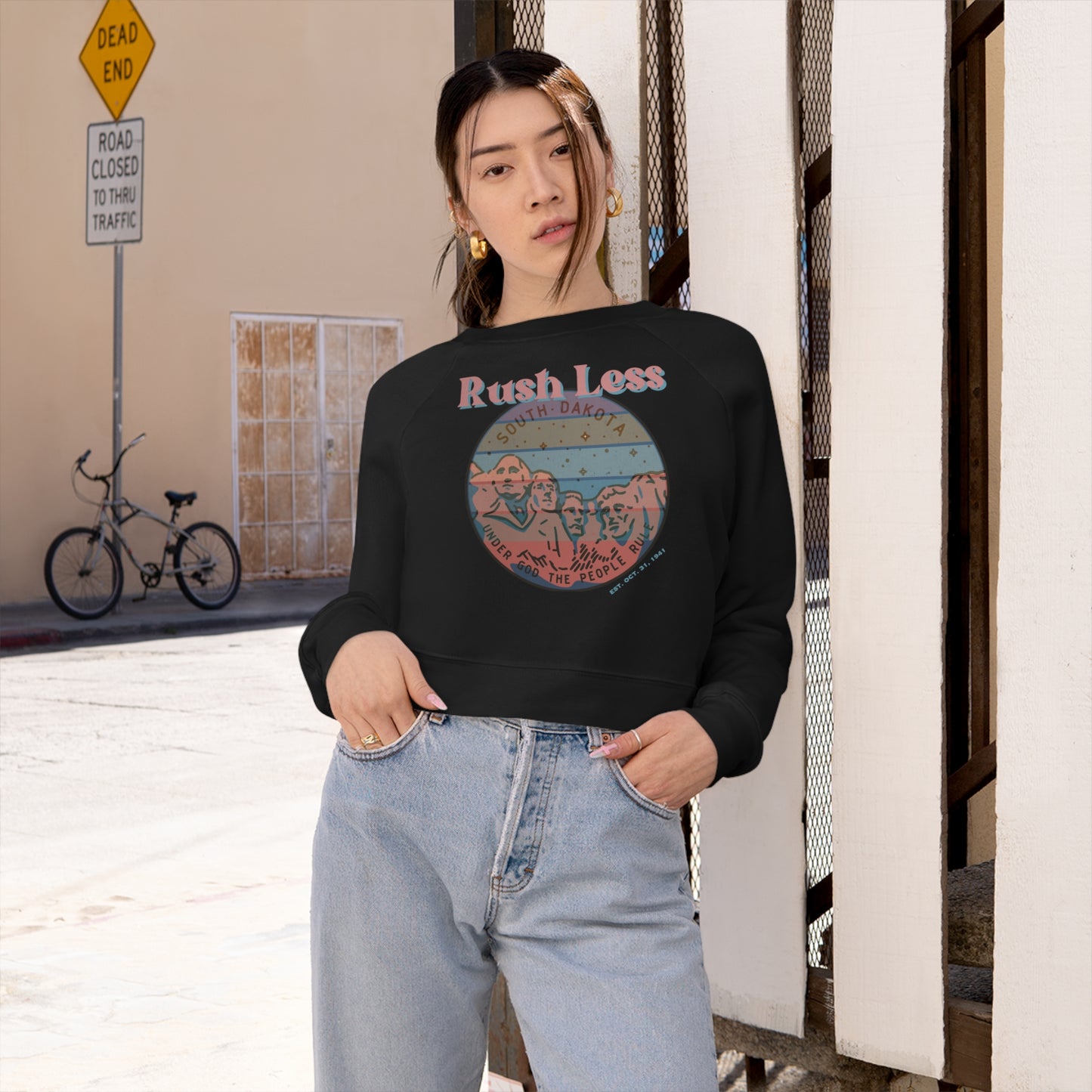 Cropped Pullover with 1980's + attitude - A laid back attitude!